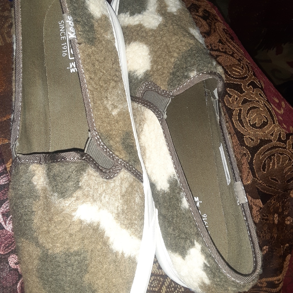 Womens size 10 M "Keds"